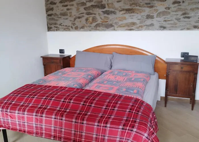 A Casa Apartman Montegrino Valtravaglia