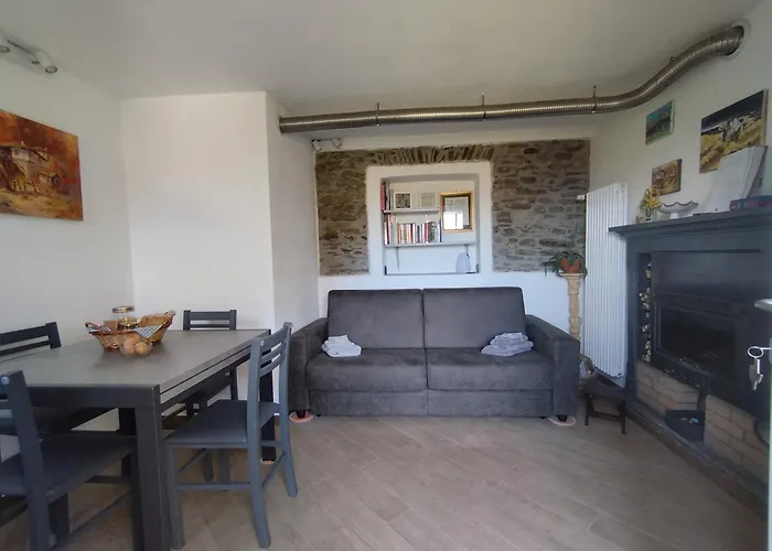 A Casa * Montegrino Valtravaglia